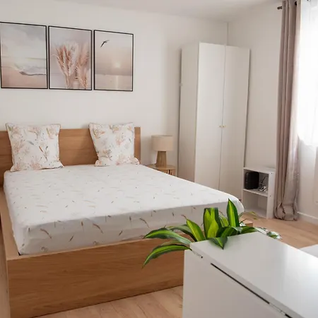 La Petite Longere D'amiens - Climatise - 2 Apartment Amiens
